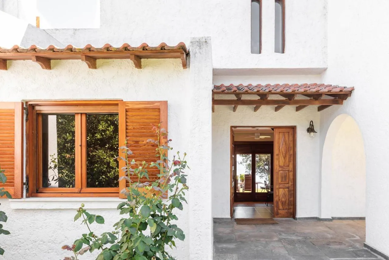 ניאה אירקליה Luna Villa Private Beach יוון