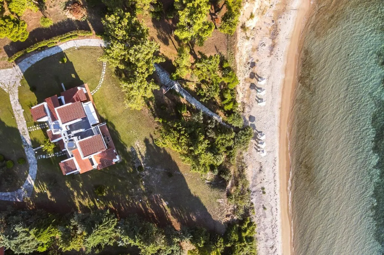 ניאה אירקליה Luna Villa Private Beach